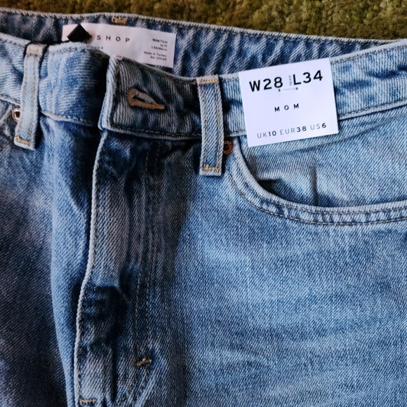 NWT WOMENS TOPSHOP MOM JEANS - Picture 3 of 3